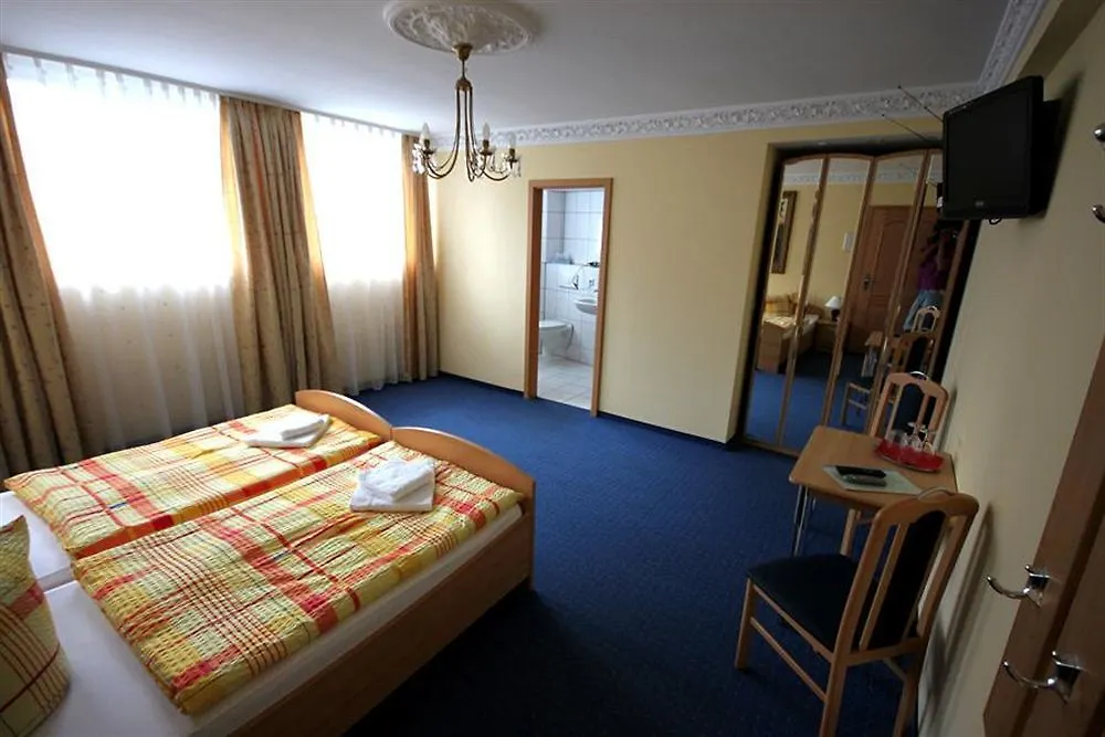 Hotel Villa Am Waldschloesschen Dresden 2*,  Germany