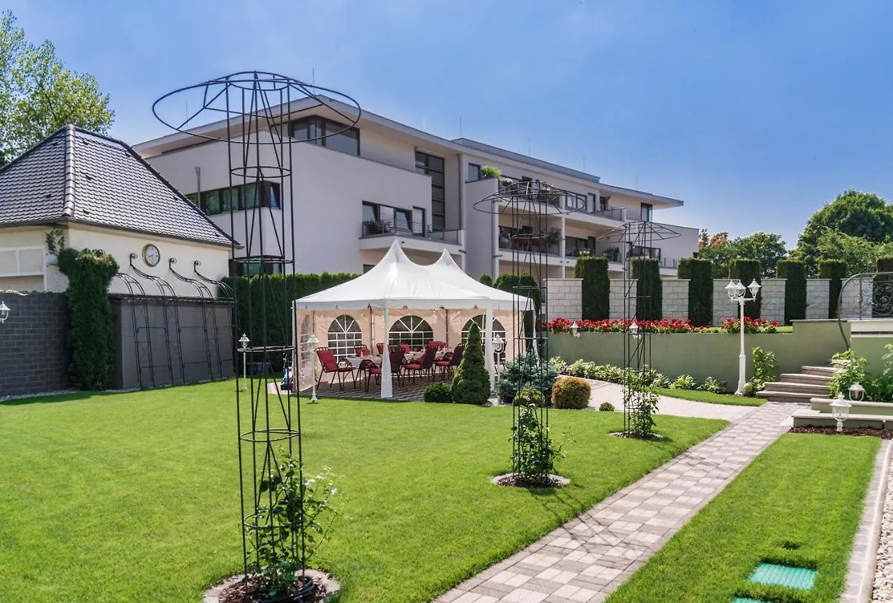 Hotel Villa Am Waldschloesschen Dresden Guest house